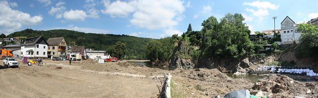 Stützmauer gegen Hangrutsch